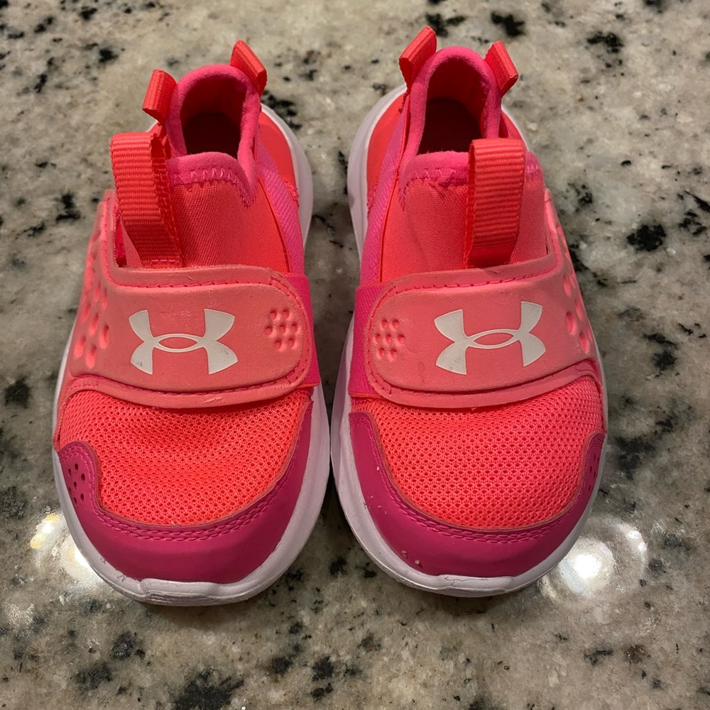 Girls toddler Under Armour pink size 6
